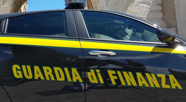 Pesaro, truffa milionaria ai risparmiatori: arrestato falso promotore finanziario