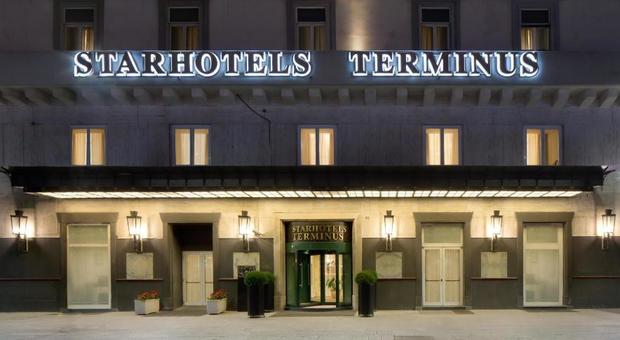 Estate a Napoli, riapre il Terminus: brindisi per i 40 ospiti attesi in hotel