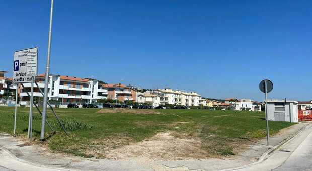 Un nuovo parcheggio a Fontespina, 300 posti auto per residenti e turisti