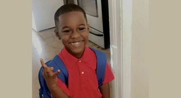 Bimbo di 5 anni ucciso a colpi di pistola in Alabama, gravissimo un barbiere