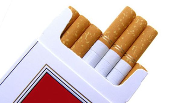 Nuova stangata sulle sigarette in arrivo: aumenteranno fino a 20 centesimi al pacchetto