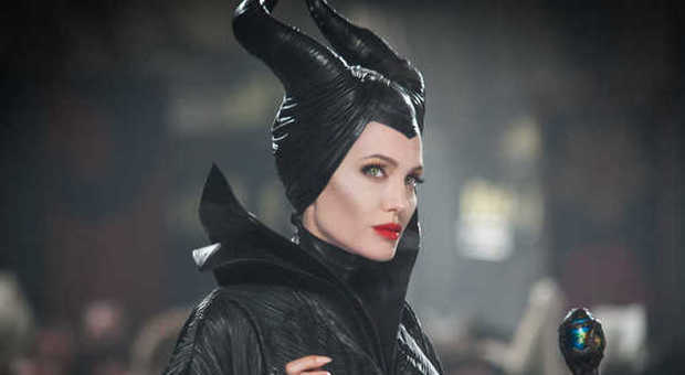 Box office, la strega Angelina Jolie resta senza rivali al botteghino