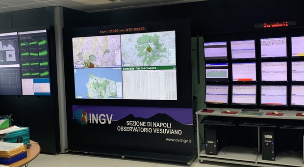 La sala di monitoraggio dell’Osservatorio Vesuviano