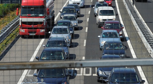 Chiusa l'autostrada A4 tra Portogruaro e Latisana, code di nove chilometri in direzione Trieste