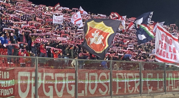 Tentato assalto ai sostenitori del Perugia prima della partita: arrivano nove Daspo per i tifosi dell'Ancona