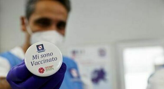 Vaccini a Napoli, l'Asl 3 Sud raggiunge il traguardo di due milioni di dosi somministrate