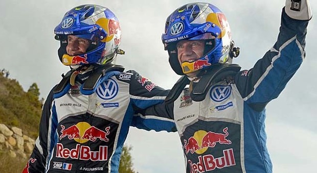 Sébastien Ogier e Julien Ingrassia hanno festeggiato il titolo mondiale di rally per piloti e navigatori, il quarto consecutivo