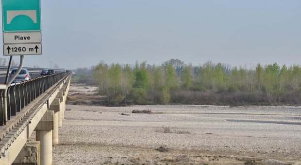 Allarme siccità, l'Italia è senza acqua: stato di emergenza a Parma e Piacenza