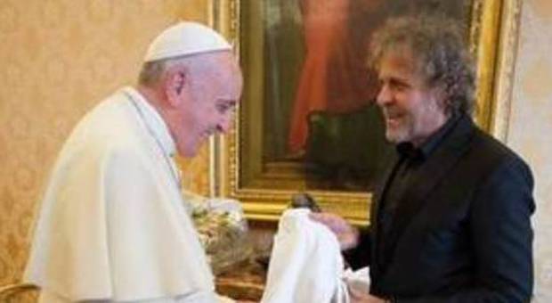 Renzo Rosso e Papa Francesco: «Ecco i jeans che gli ho donato»
