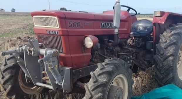Assessore muore a 57 anni schiacciato dal suo trattore: choc in campagna