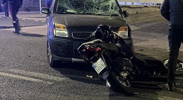 Incidente in scooter a via Provinciale Napoli