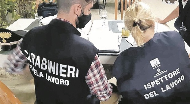 Trecastelli, lavoratori in nero e norme anti Covid violate: chiuso il laboratorio tessile e multe per migliaia di euro