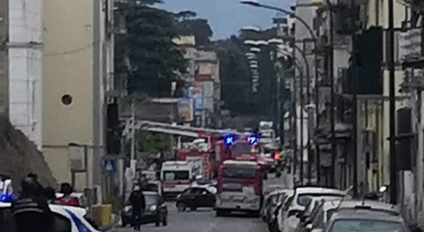 Napoli choc, uomo precipita dal ponte San Rocco e muore dopo un volo di 15 metri