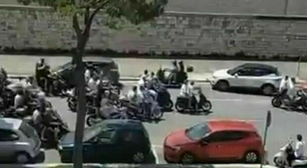 Corteo funebre con 100 moto a Bari, 11 avvisi di fine indagine