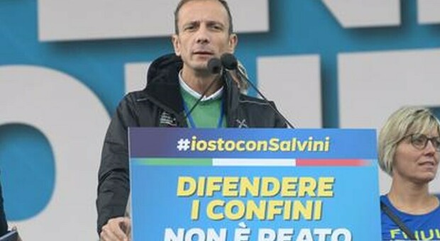 https://statics.cedscdn.it/photos/MED/94/48/8399448_07111358_fedriga_autonomia_spallata_2_.jpg