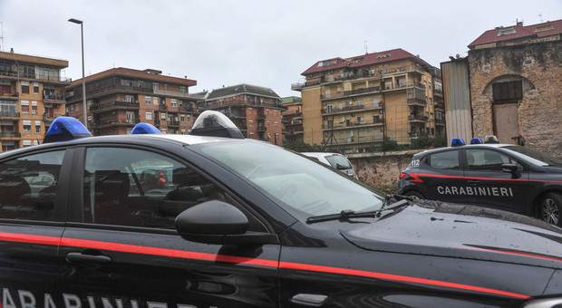Raffiche di kalashnikov contro i carabinieri nell'Alessandrino, banditi in fuga