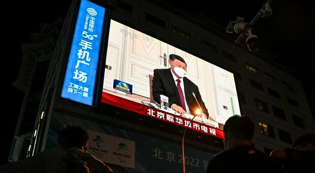 Xi Jinping è «l'uomo più potente del mondo». Time spiega il sorpasso ai danni di Biden