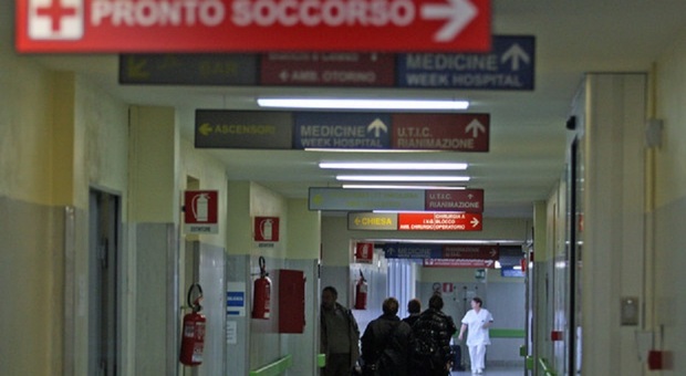 https://statics.cedscdn.it/photos/MED/94/53/8579453_07223248_pronto_soccorso.jpg