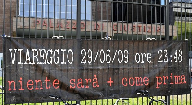 Strage di Viareggio, Moretti condannato a 7 anni, Elia e Soprano a 6