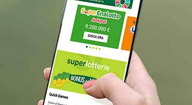SuperEnalotto, 48enne napoletano vince 600mila euro giocando sull'App