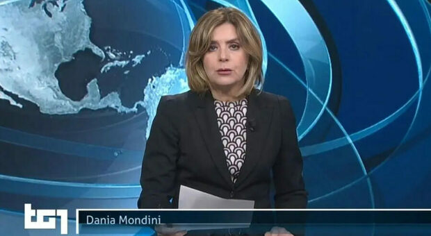 Dania Mondini, denunciò le flatulenze al Tg1. La giornalista fa causa per stalking, il pg: «Processate i dirigenti Rai»
