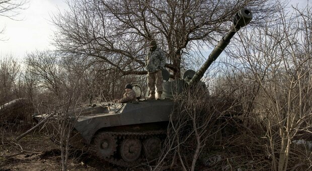 Ora la Russia ha paura dell'Ucraina. «Stanno preparando la linea difensiva nei propri confini»