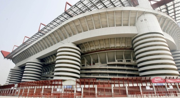San Siro, il sindaco Sala contro Milan e Inter: «Lo stadio non si tocca fino al 2026»