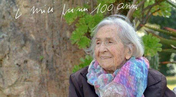 Vaccini agli over 80: nonna Maddalena a 101 anni è in lista d'attesa. «Ma nessuno sa quando toccherà a me»