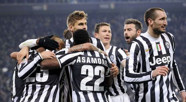 Troppa Juventus per questa Inter Lichtsteiner, Chiellini e Vidal calano il tris