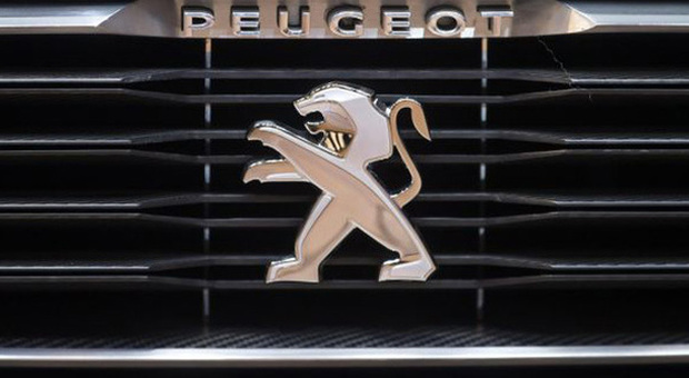 Il famos leone rampante della Peugeot