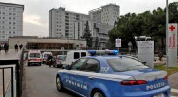 Nomade ruba ai pazienti in ospedale: arrestato dalla polizia