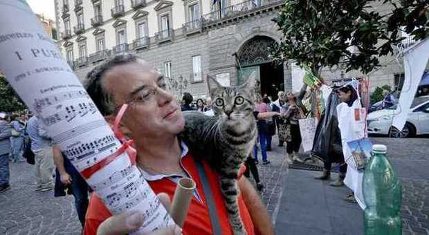Caso De Magistris, il baritono del San Carlo sospende lo sciopero della fame