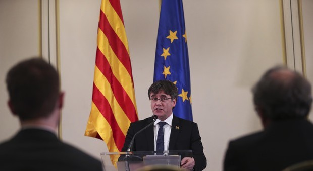 Vittoria indipendentisti catalani, Puigdemont a Parlamento Ue