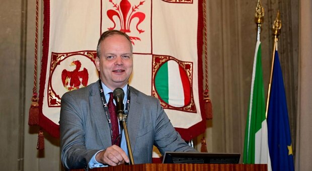 Schmidt è ufficialmente il candidato sindaco di Firenze per il centrodestra: «Me lo chiede la gente»