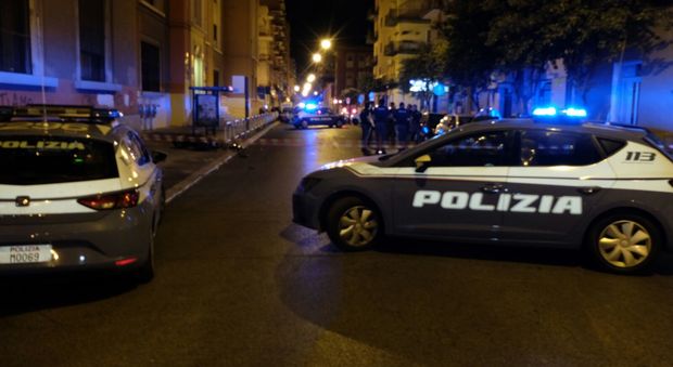Sparatoria notturna in pieno centro cittadini svegliati dai colpi di pistola