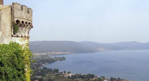 Siccità, dal Campidoglio limitazioni fino a settembre all'uso di acqua potabile per difendere il lago di Bracciano