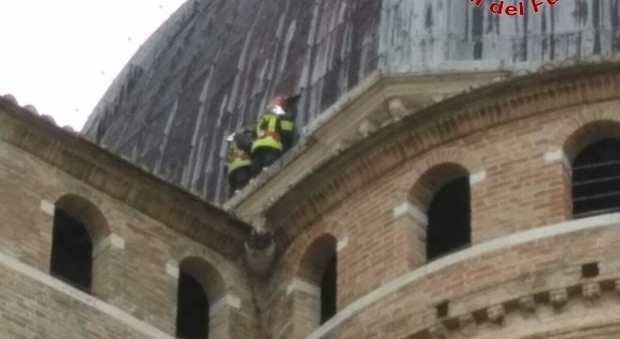 Divelta la copertura in piombo della Basilica: la messa in sicurezza