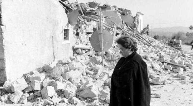 Terremoto, nel 1980 in Irpinia una scossa del 6.9 fece 2914 morti