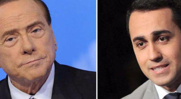 Elezioni, Berlusconi attacca M5S: «Hanno imparato presto a rubare». Di Maio: «Lui pagava Cosa Nostra»