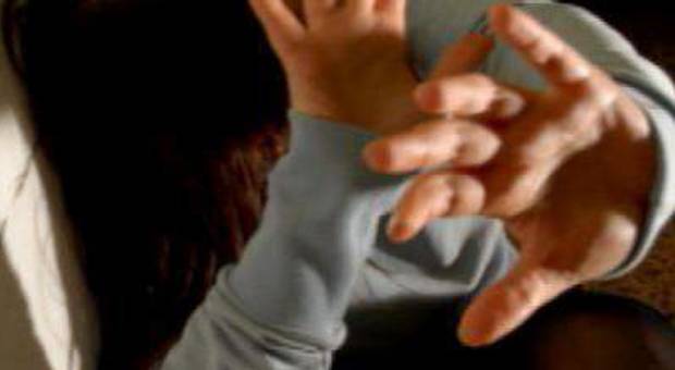 Bellunese arrestato per pedofilia: accusato di violenza sessuale su un 14enne