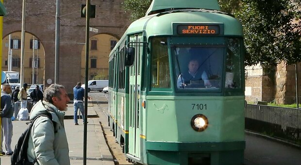 Roma, linea Tiburtina-Verano: la gara è andata deserta. «Niente tram del Giubileo»