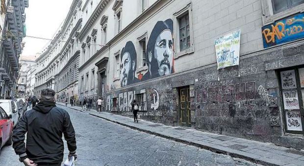 Napoli, Mezzocannone verso lo sgombero: «Ma non criminalizziamoli»