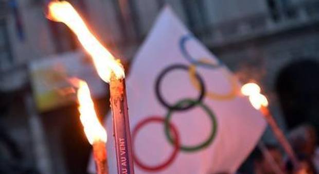 Olimpiadi invernali 2026, Fontana: «Italia va con Milano-Cortina». Appendino: «Scelta incomprensibile»