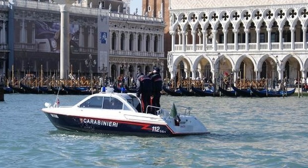 Carabinieri del Nucleo Natanti a Venezia