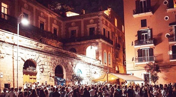 Movida a Napoli, locali chiusi e sanzionati nel centro storico