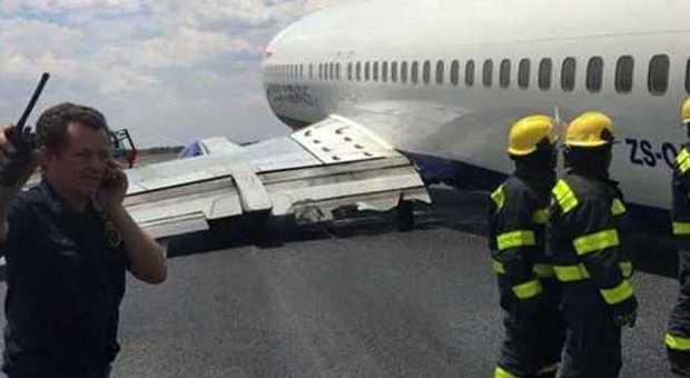 Si rompe il carrello, atterraggio d'emergenza per un volo della British Airways