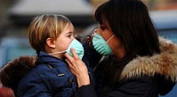 Smog, allarme dei medici: massimo rischio nei primi mille giorni di vita