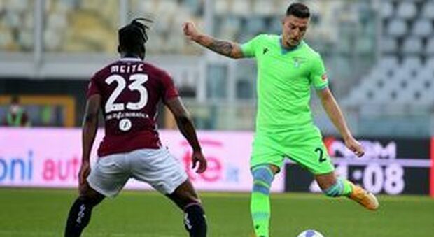 La Lazio ribalta il Toro nel recupero: decisivi i gol di Immobile e Caicedo