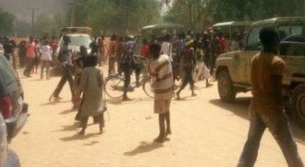 Bambini bruciati vivi, nuova strage ​di Boko Haram in Nigeria