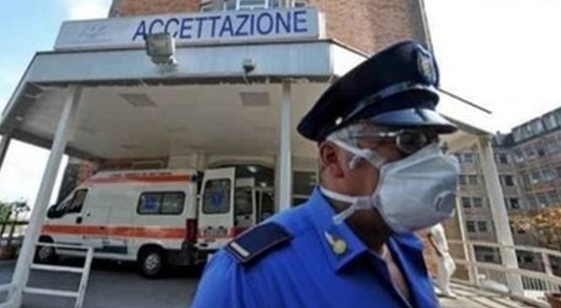 Coronavirus a Napoli, parla l'avvocato contagiato: «Ho minacciato la denuncia per fare il tampone al Cotugno»